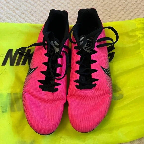 Nike hot pink track spikes